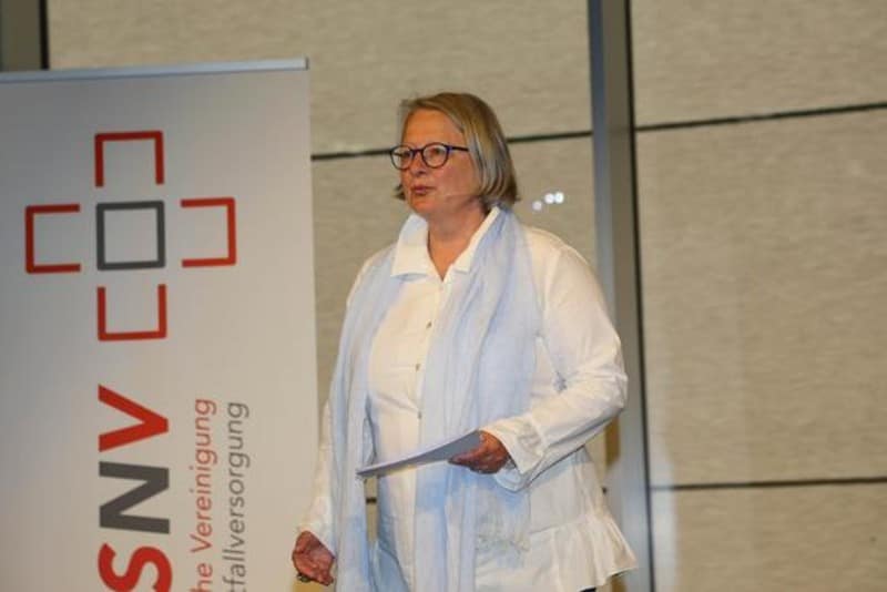 Schulen, dozieren, Keynote-Speaker Dorothe Kienast, Ernst Hilfiker
